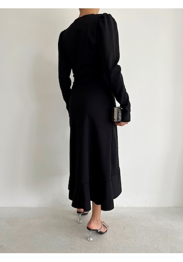 Krep Kumaş Midi Boy Kuşaklı Uzunkol Elbise 113 Cm Bediva 001