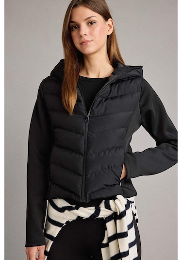 Defacto Rüzgar Geçirmez Regular Fit Kapüşonlu Fermuarlı Mont G8257ax25wnbk81 Siyah-bk81