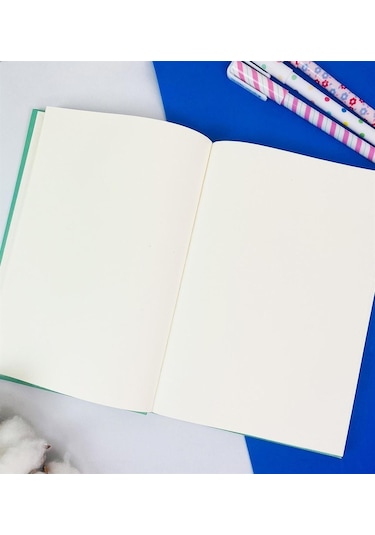 5 Dakka Daha Tasarımlı Defter ve Renkli Jel Kalem Kırtasiye Seti