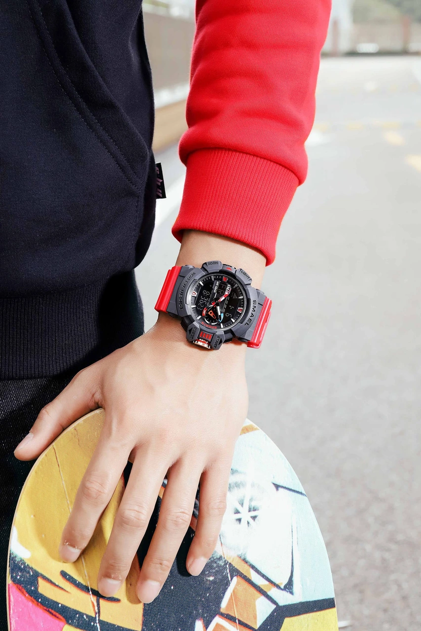 Geeroyoo Erkekler İçin Spor Su Geçirmez Saat - Duraklayıcı, İki Zamanlı, Alarm, Led Işık, 50m Su Dayanıklı, Siyah-kırmızı