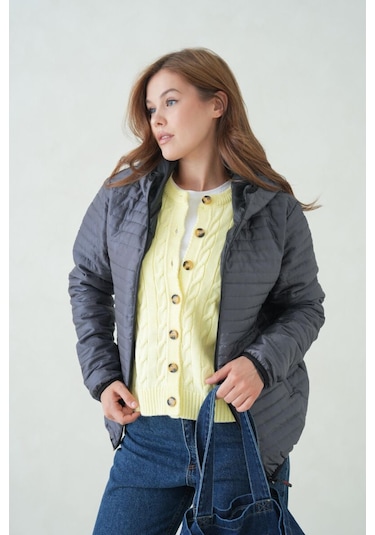 İçi Astarlı Su Ve Rüzgar Geçirmez Cepli Kapüşonlu Kadın Mont Antrasit