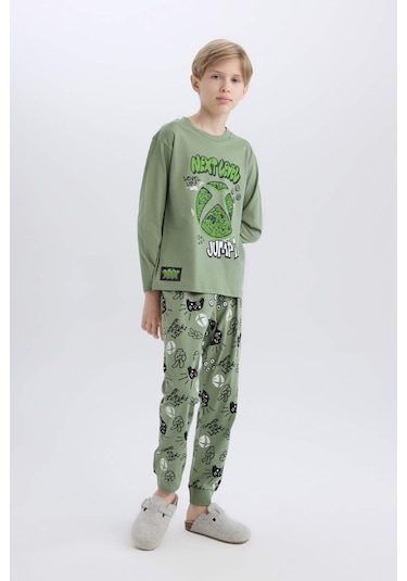 DeFacto Erkek Çocuk Xbox Pijama Takımı Bisiklet Yaka Uzun Kollu Üst Beli Lastikli Uzun Alt D8445A824WNGN425 DeFacto Erkek Çocuk Xbox Pijama Takımı Bisiklet Yaka Uzun Kollu Üst Beli Lastikli Uzun Alt D8445A824WNGN425