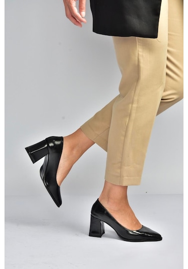Fox Shoes V676680060 Siyah Rustik Kalın Topuklu Kadın Ayakkabı Siyah