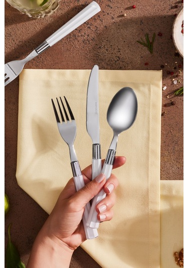 Karaca  Fluca Beyaz 6 Kişilik 18 Parça Çatal Kaşık Bıçak Takımı