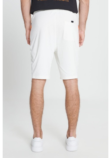 Ac&Co / Altınyıldız Classics Erkek Ekru Standart Fit Normal Kesim Pamuklu Cepli Şort Ekru Ac&Co / Altınyıldız Classics Erkek Ekru Standart Fit Normal Kesim Pamuklu Cepli Şort Ekru
