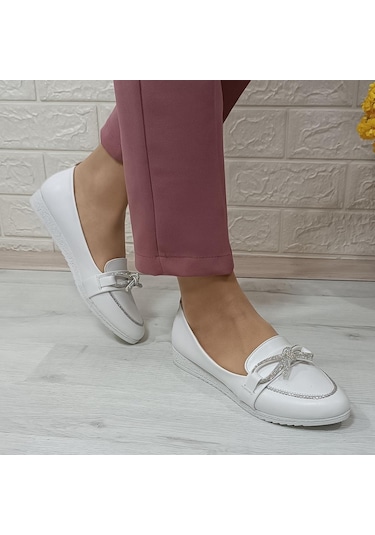 Fiyra 4012 Beyaz Taş Kurdeleli Kaymaz El Yapımı Kadın Babet 001