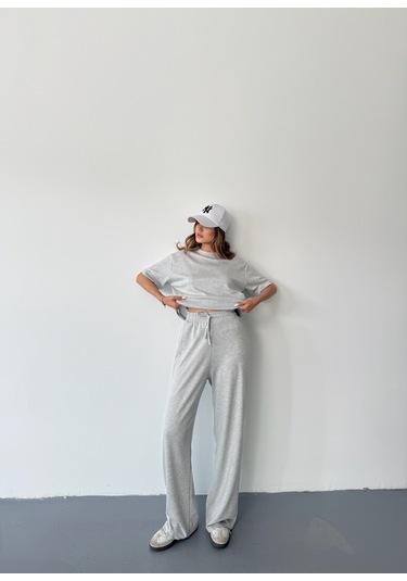 Kadın Modal Kısa Kolu Soft Touch Spor Takım Gri Kadın Modal Kısa Kolu Soft Touch Spor Takım Gri