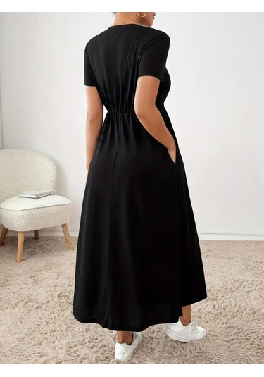 Kadın Kısa Kollu Bisiklet Yaka Belden Bağlamalı Önü Bağcık Detaylı Maksi Boy Viskon Elbise Siyah Kadın Kısa Kollu Bisiklet Yaka Belden Bağlamalı Önü Bağcık Detaylı Maksi Boy Viskon Elbise Siyah