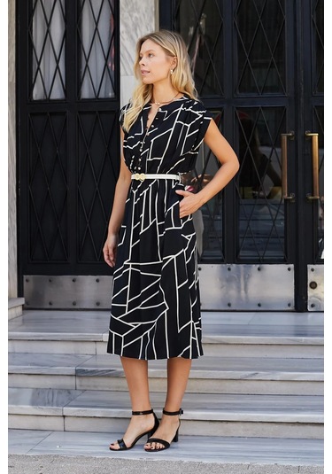Kadın Yumuşak Dokulu İpeksi Modal Kumaş Hakim Yaka Beli Lastikli Önü Düğmeli Diz Altı Elbise-siyah Desen Siyah Dsn.