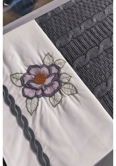 Triko Örme Nakışlı Çift Kişilik Battaniye Takımı Tivoli Rosetta Gri