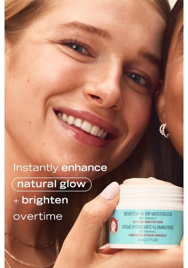 First Aid Beauty Brighten + Glow Işıltı Veren Nemlendirici Krem 50 ML