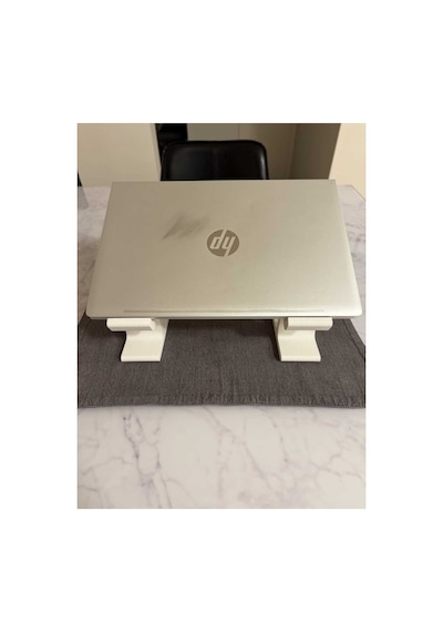 Ergonomik Laptop Standı Beyaz Notebook Yükseltici İki Parçalı Masaüstü Bilgisayar Altlığı Beyaz Ergonomik Laptop Standı Beyaz Notebook Yükseltici İki Parçalı Masaüstü Bilgisayar Altlığı Beyaz