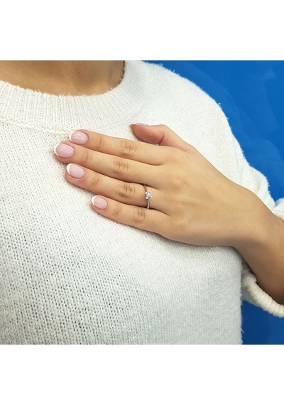 Lova E Renk 0,18 Karat Pırlanta Tektaş Yüzük - 1070116