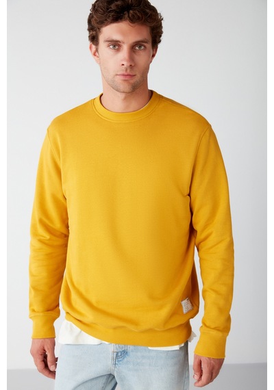 Grimelange Travis Erkek Yumuşacık Kumaşlı Regular Fit Yuvarlak Yakalı Safran Sarı Sweatshirt