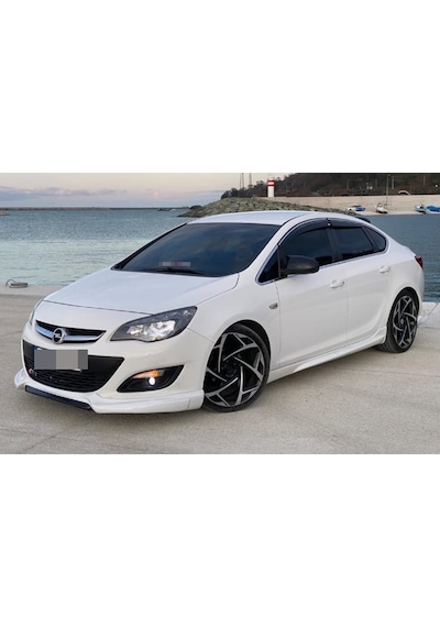 Opel Astra J Yan Marşpiyel Takımı - Plastik
