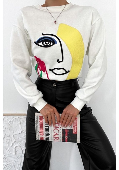 Femelle Ekru Kalın Içi Polarlı Nakış Işlemeli Kabartmalı Oversize Sweatshirt
