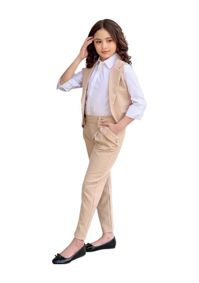 Riccotarz Kız Çocuk Gümüş Düğme Detaylı Yelek Gabardin Beyaz Gömlek Krem Alt Üst Takım Krem Riccotarz Kız Çocuk Gümüş Düğme Detaylı Yelek Gabardin Beyaz Gömlek Krem Alt Üst Takım Krem