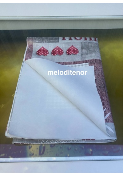 Astarlı Yazılı Bordo Puntiyeli Kalpli Pvc Muşamba Masa Örtüsü Kaymaz Gri