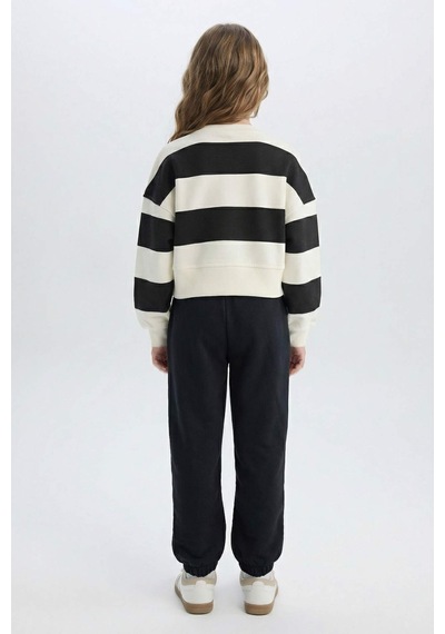 DeFacto Kız Çocuk 2'li Takım Çizgili Bisiklet Yaka Sweatshirt Beli Lastikli Jogger Eşofman Altı D4091A824WNBK26 Siyah DeFacto Kız Çocuk 2'li Takım Çizgili Bisiklet Yaka Sweatshirt Beli Lastikli Jogger Eşofman Altı D4091A824WNBK26 Siyah