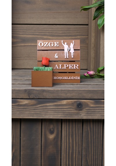 Kişiye Özel Aile İsimliği Kapı Üstü Hoşgeldiniz Yazılı Dekoratif Kapı Süsü 15x15 Cm