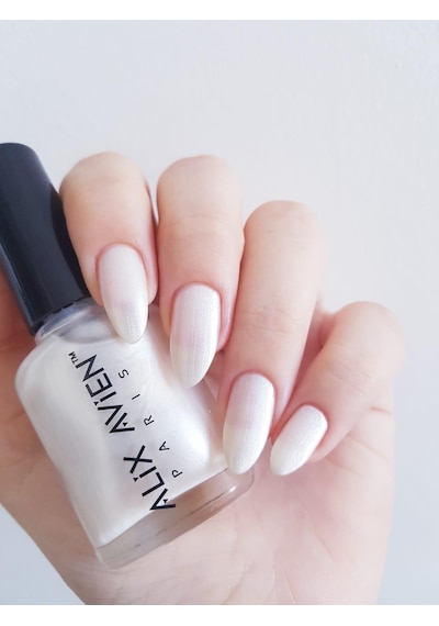Alix Avien Sedefli Beyaz Oje 28 Yüksek Pigmentli Uzun Süreli Kalıcılık Hızlı Kuruma Nail Lacquer 28