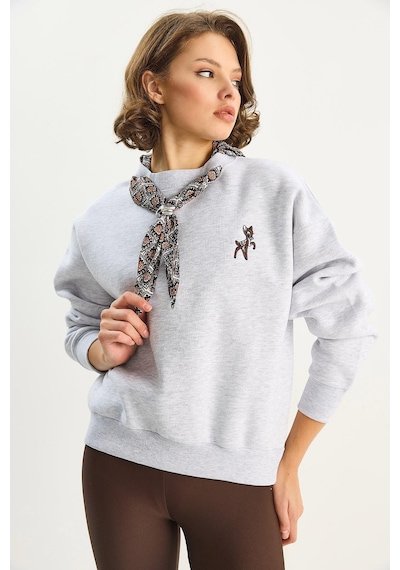 Shade Kadın Fular Detaylı Ceylan Nakışlı Üç İplik Şardonlu Oversize Sweatshirt 6916 60283615 - Gri