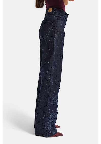 Itsbasic Kadın İndigo Selvedge T-7s6-50 Loose Fit Nakış Dantel Desenli Özel Tasarım Denim Jean Itsbasic Kadın İndigo Selvedge T-7s6-50 Loose Fit Nakış Dantel Desenli Özel Tasarım Denim Jean