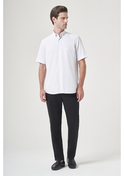 İmza Beyaz-lacivert Düğmeli Yaka Kısa Kol Cepli Comfort Fit Pamuklu Gömlek 1004260185 Beyaz - Lacivert