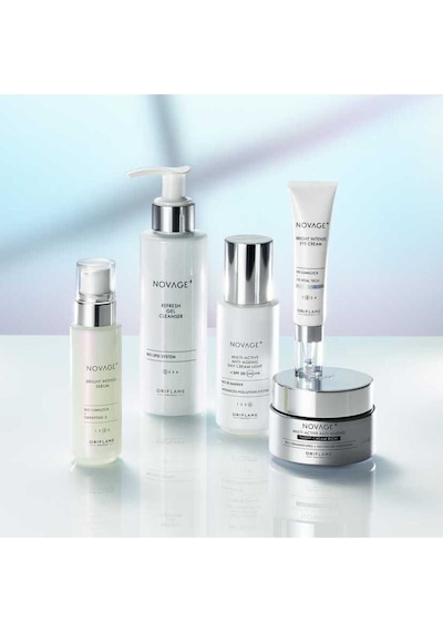Oriflame Novage+ Daha Aydınlık Ve Genç Görünen Bir Cilt Sunan Karma Bright Intense Cilt Bakım Seti