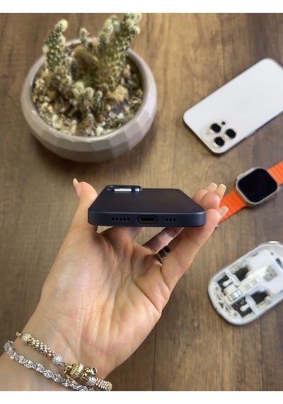 Apple iPhone 13 Uyumlu Süper İnce Mat Ultra Thin Silikon Kılıf Lacivert