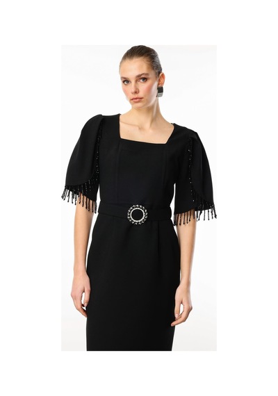 Moda İlgi Kadın Kolları Şerit Boncuk Aksesuarlı Elbise 0001 Siyah Siyah