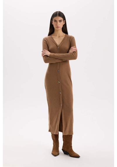 DeFacto Bodycon Vücudu Saran Basic Düz V Yaka Düğmeli Fitilli Kaşkorse Midi Uzun Kollu Elbise B3261AX24WNBN325 Kahve