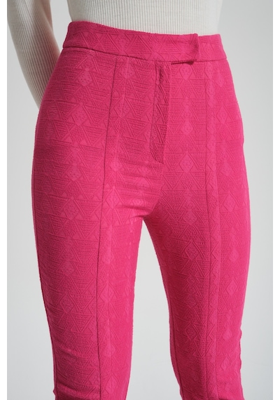 Mizalle Yırtmaçlı Jakarlı Fuşya Pantolon Fuşya