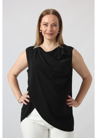 Moda Berray 3291 Yakası Broş Detaylı Siyah Kalın Askılı Bluz