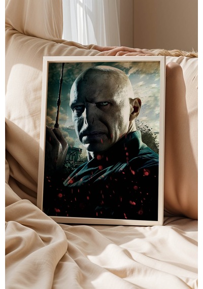 Lord Voldemort Mürver Asa Çerçeveli Tablo - Lüks Harry Potter Karanlık Lord Karakter Duvar Dekoru Beyaz Lord Voldemort Mürver Asa Çerçeveli Tablo - Lüks Harry Potter Karanlık Lord Karakter Duvar Dekoru Beyaz