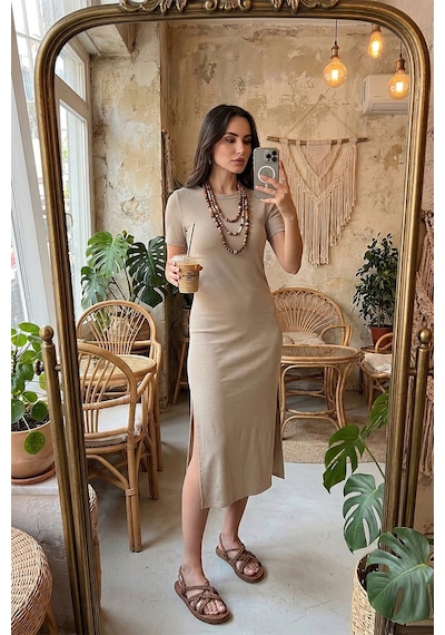 Lela Regular Fit Bisiklet Yaka Yırtmaç Detaylı Midi Bayan Elbise 5866165 Taş