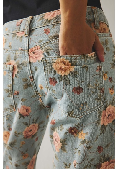 Defacto %100 Pamuk Çiçekli Straıght Fıt Normal Bel Kısa Paça Standart Boy Gabardin Pantolon I9241ax26aube791 Mavi-be791