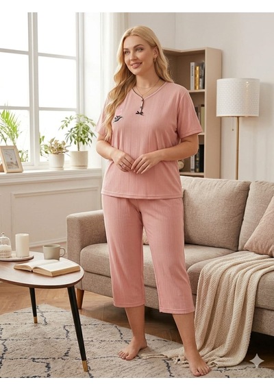Büyük Beden Kısa Kollu Likralı Pegasus Kumaş Kapri Pijama Takımı Somon