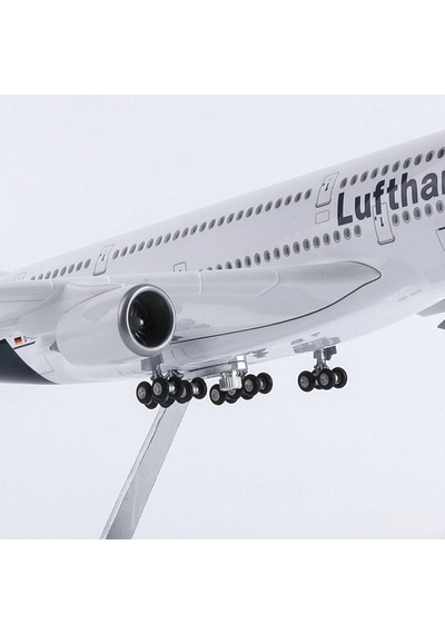 Lufthansa A380 Yolcu Uçağı Model Uçak 1/160 46cm