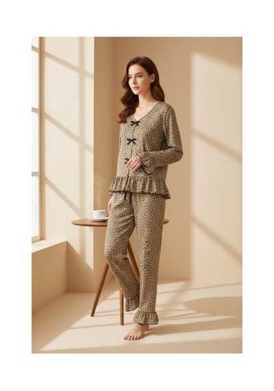 Moda Dua Kadın Uzun Kollu Leopar Desenli Fiyonklu Ev Giyim Pijama Takımı