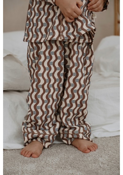Dalga Desenli Yaka Detaylı Çocuk Pijama Takımı Kahverengi