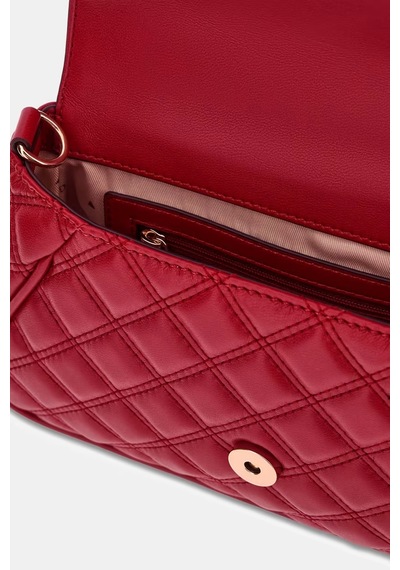 Guess Giully Ii Zincirli Kadın Omuz Çantası Hwqg9673190 Kırmızı
