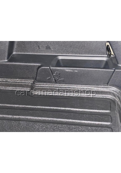 Peugeot 3008 2019 Model Alt için Uyumlu Araç içinde Çekilmiş Foto