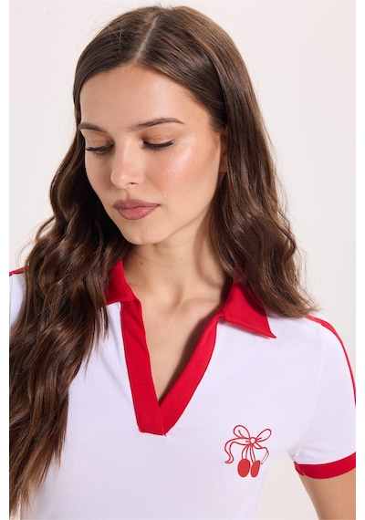 Tudors Kadın Slim Fit Dar Kesim Kısa Kollu Baskılı Omzu Şeritli V Yaka Beyaz Tişört Body-52067