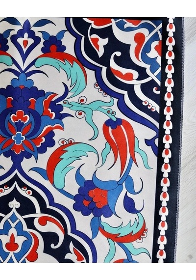 Lale Desenli İpek Dokulu Keseli Seccade Çok Renkli Çok Renkli
