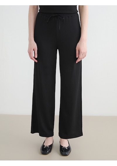 Lcw Modest Siyah Beli Lastikli Dokulu Kadın Pantolon