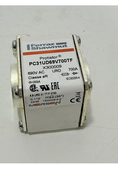 Ferraz Shawmut Yarı İletken Sigorta 700a Pc31ud69v700tf