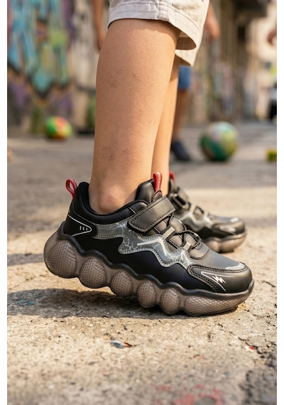 In Step Thunder Işıklı Görünümlü Ortopedik Tabanlı Erkek Çocuk Spor Ayakkabı Siyah
