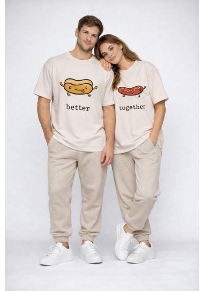 Better Together Hotdog Baskılı Sevgili Kombini Oversize Unisex Çift Tişört Eğlenceli Romantik Coup Bej Better Together Hotdog Baskılı Sevgili Kombini Oversize Unisex Çift Tişört Eğlenceli Romantik Coup Bej