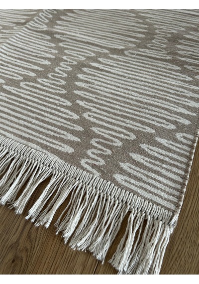 Minimal Bej Modern Desen Çift Taraflı Makinede Yıkanabilir Ev İçi & Dış Mekan Uyumlu Kilim Renkli